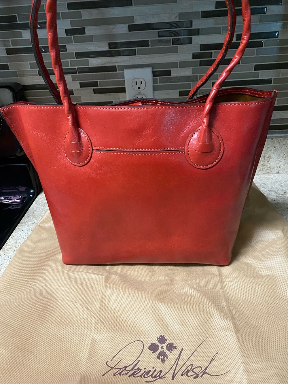 Patricia Nash tote - Picture 5 of 13